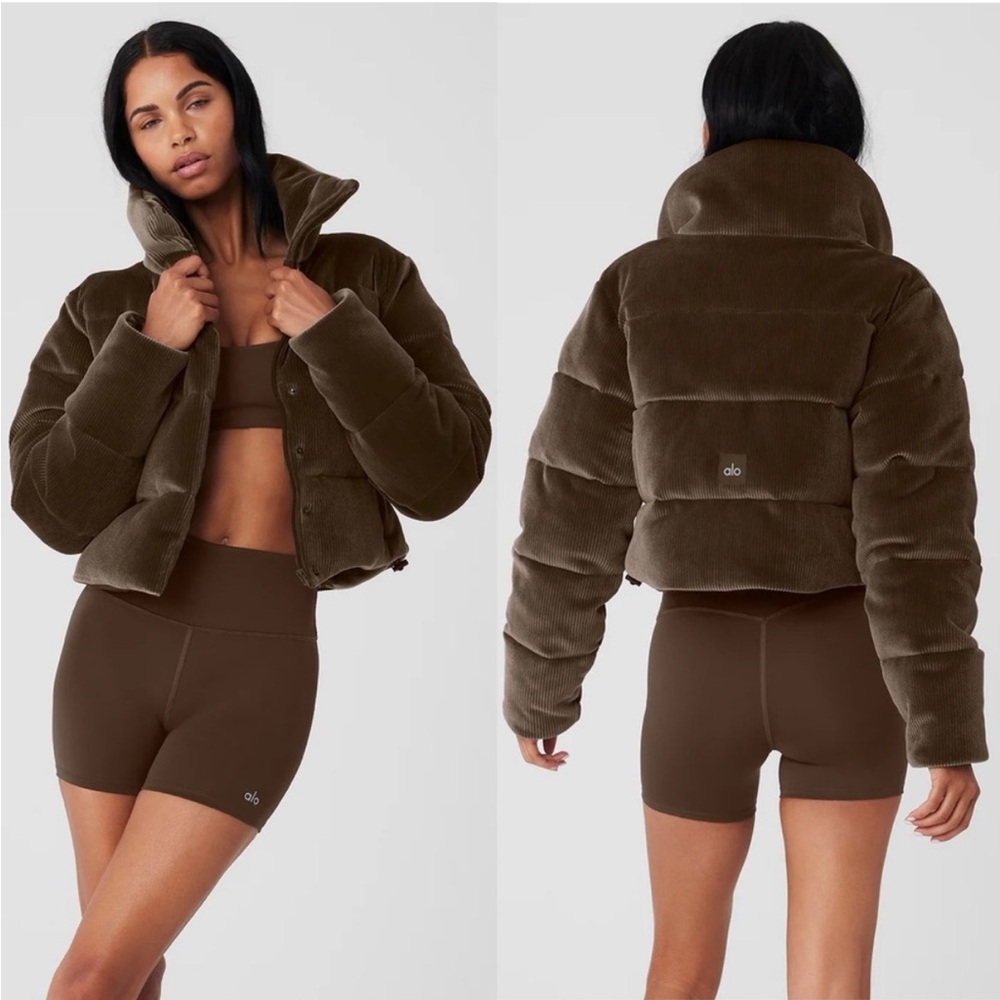 ALO Yoga Women's Gold Rush Velour Ribbed Puffer